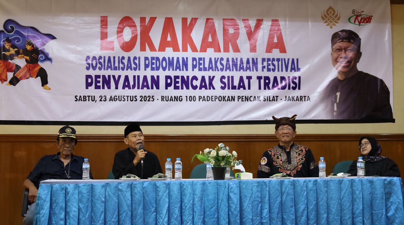 Pembicara Lokakarya KPSTI 2025 bersama Edwel Datuak Rajo Gampo Alam dan Bapak Bawor